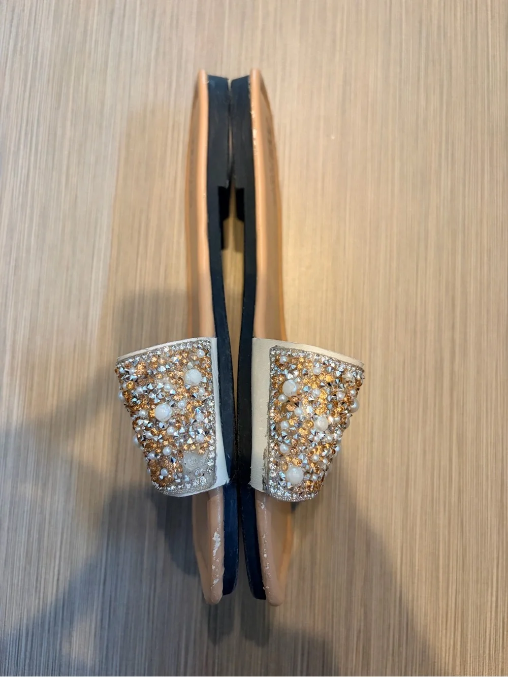 Girls size 35 sparkle gold and pearl slides